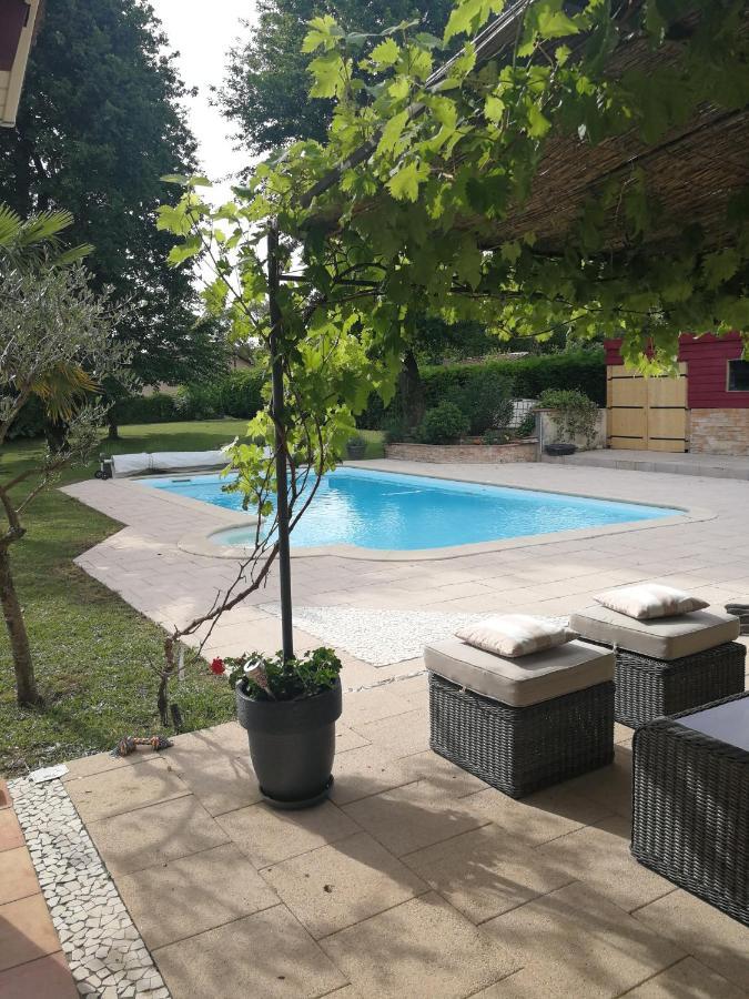 Au Doux Repos Lucbardez-et-Bargues Exterior foto